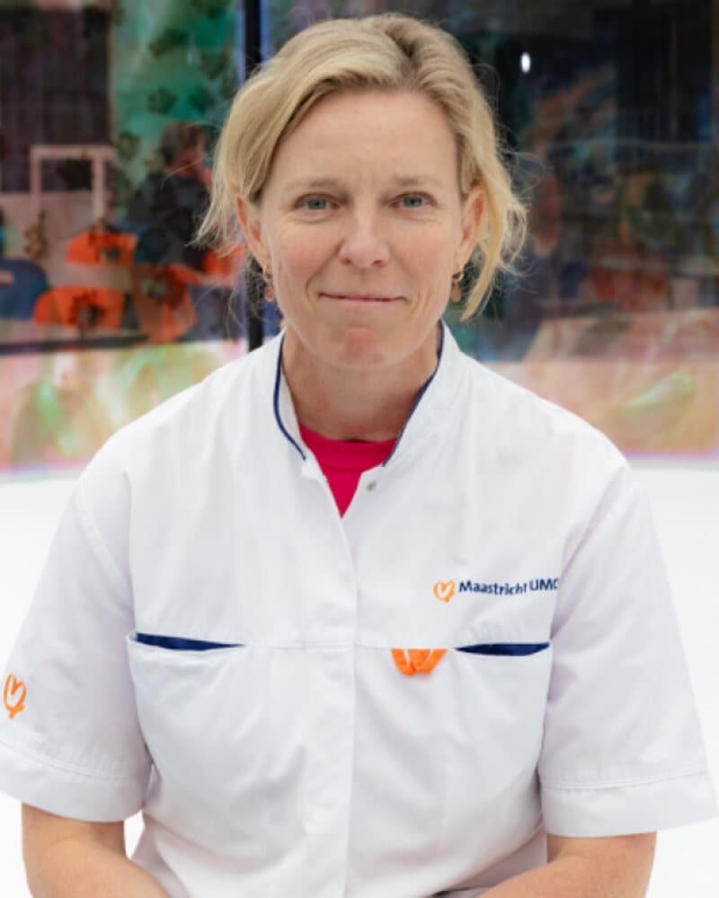 Dr. Marjolein Smidt